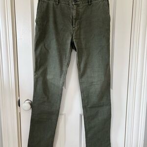 Faherty Men's Sage Green Chinos